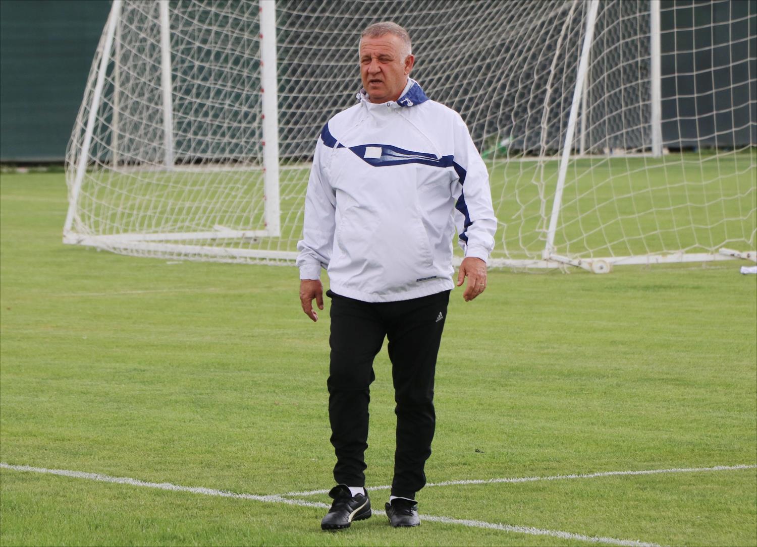 Denizlispor'da Mesut Bakkal i�in karar verildi