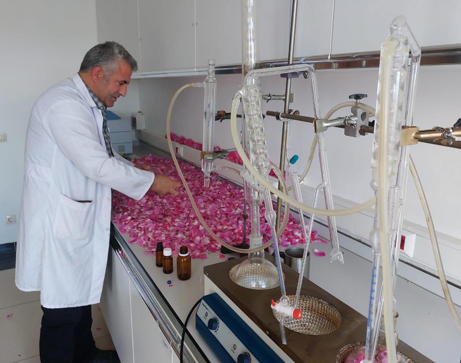 Katma de�eri y�ksek tar�msal �r�nler �niversitelerde i�leniyor