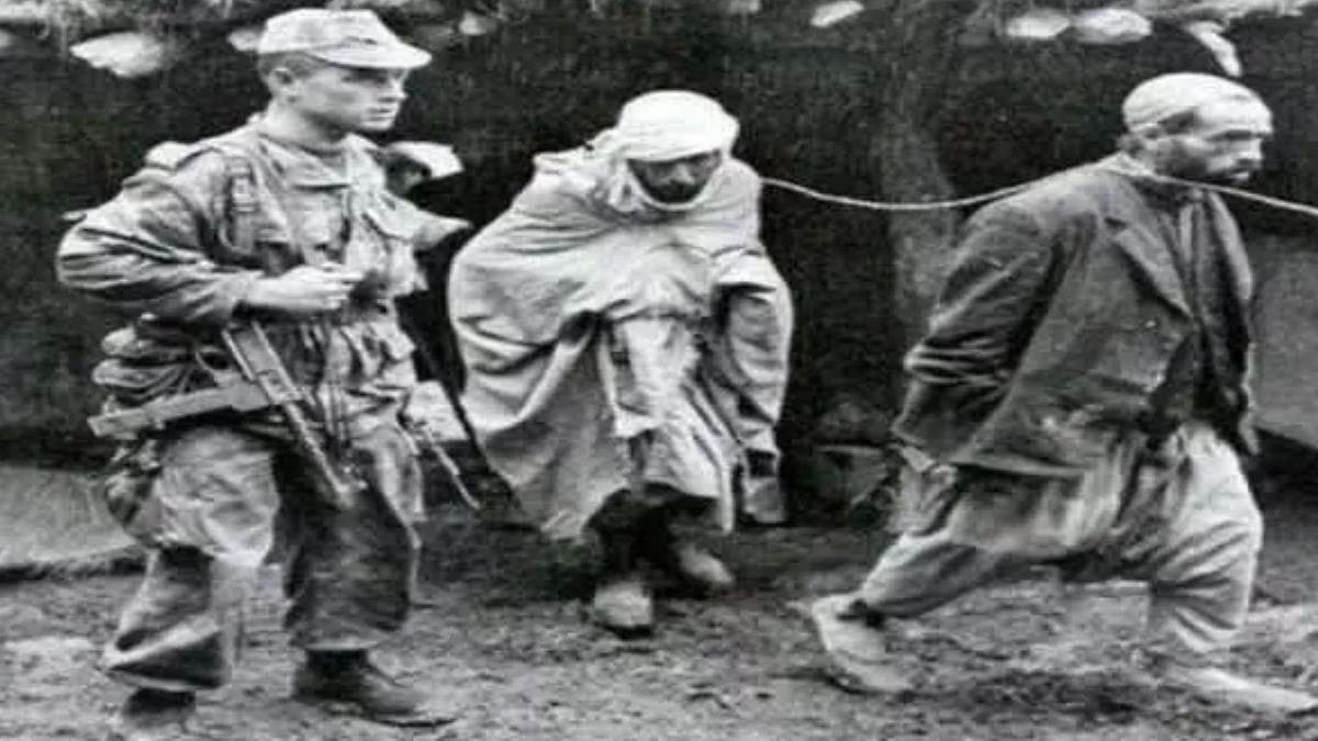 Paris'te 1961'deki Cezayirli katliamna ''devletin zirvesinin'' gz yumduu kantland