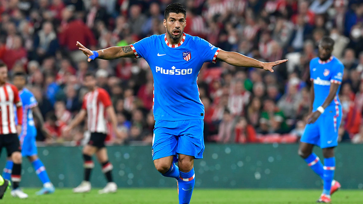 '3 B�y�kler'in istedi�i Luis Suarez karar�n� verdi