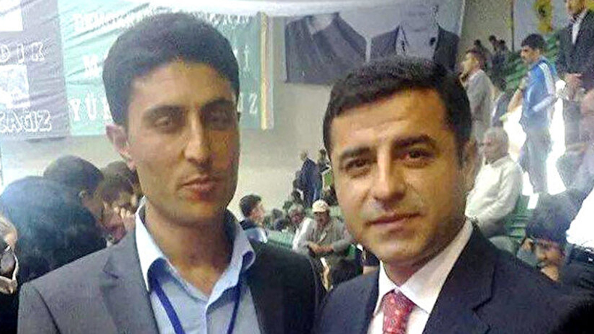 HDP'li Onay'dan itiraf gibi a��klama: PKK'y� ter�r �rg�t� olarak g�rm�yoruz