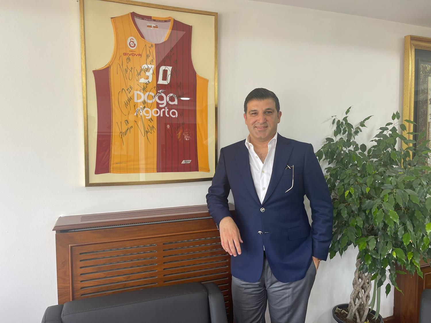 Nihat K�rm�z�: Domenec Torrent'in tazminat maddesi yok
