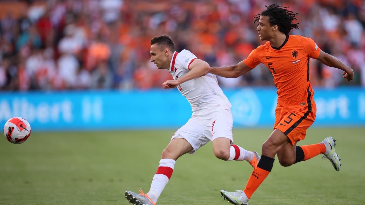 Hollanda - Polonya manda 4 gol var kazanan yok
