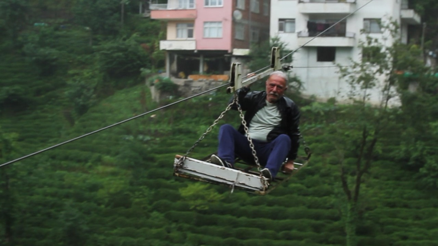 �lkel teleferikler tehlike sa��yor