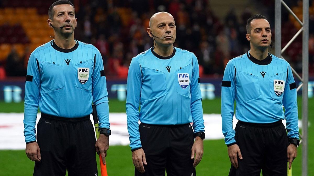 Cneyt akr'n yardmc hakemlerinden srpriz karar