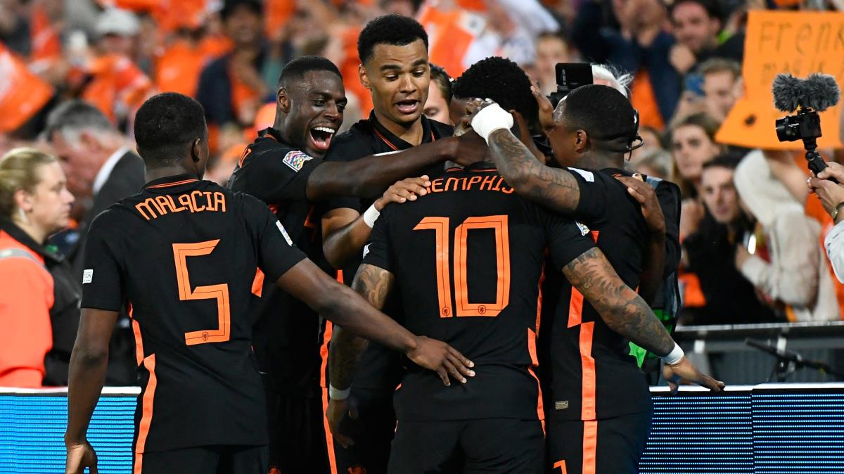 Hollanda, Galler'i son dakika golyle devirdi