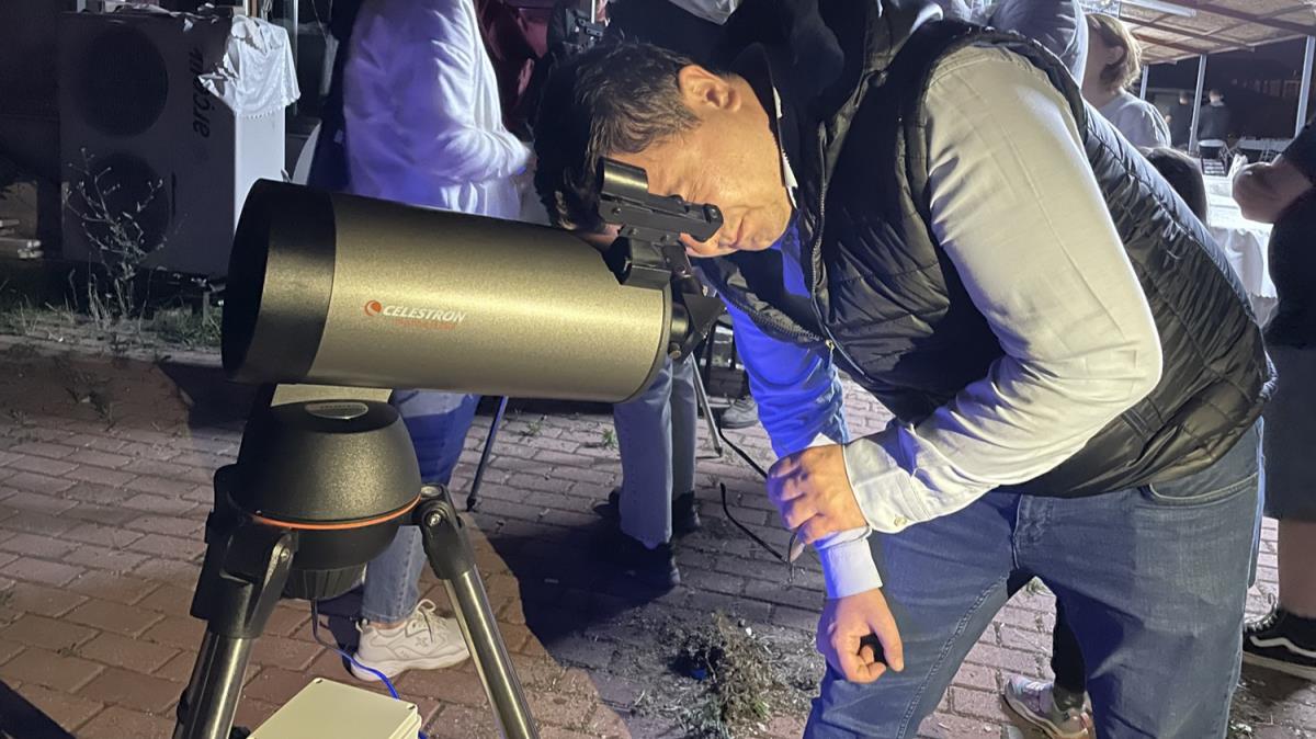 Bilecik'te teleskopla gzlem etkinlii dzenlendi