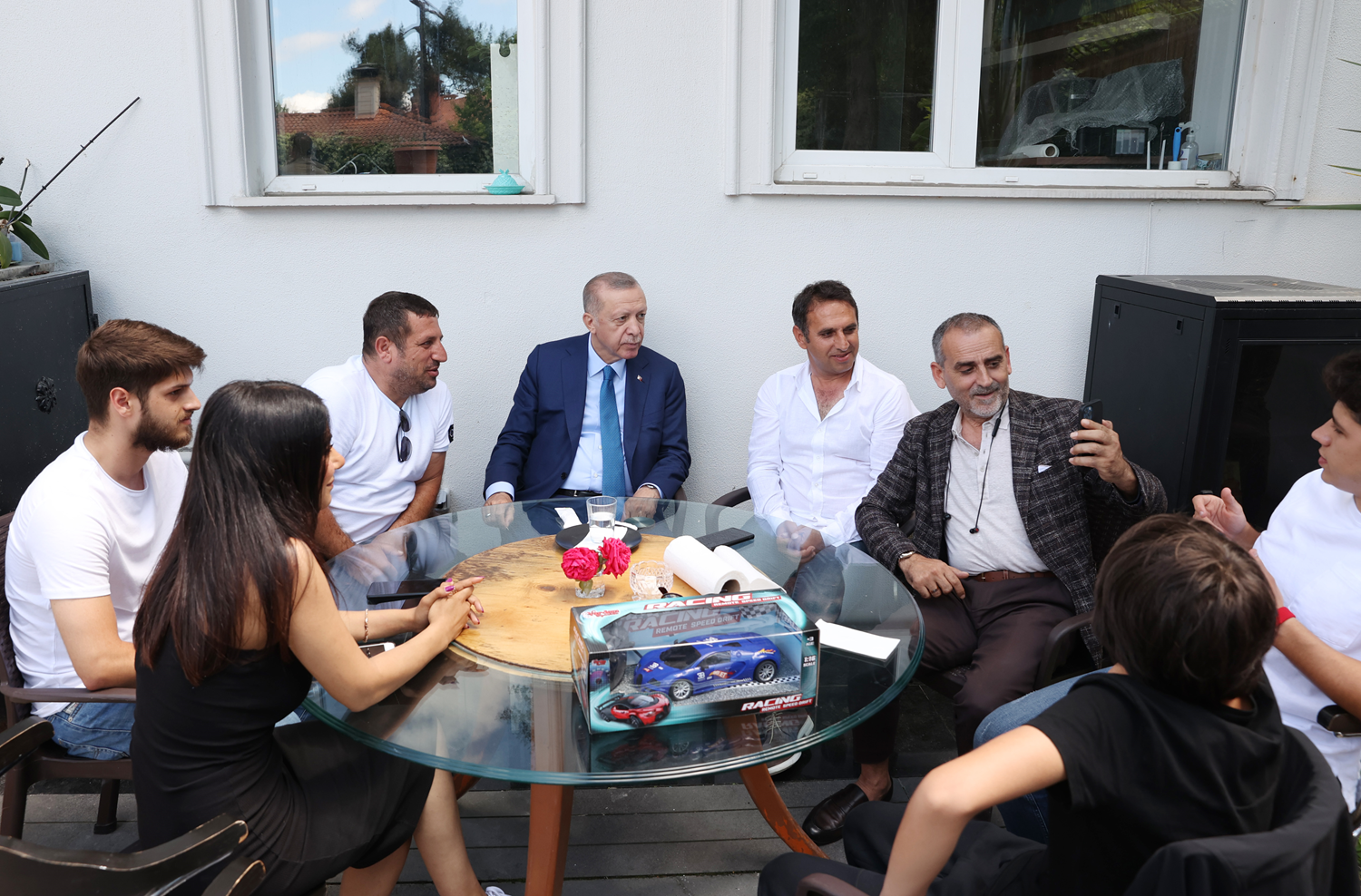 Cumhurba�kan� Erdo�an, vatanda��n �ay davetini geri �evirmedi