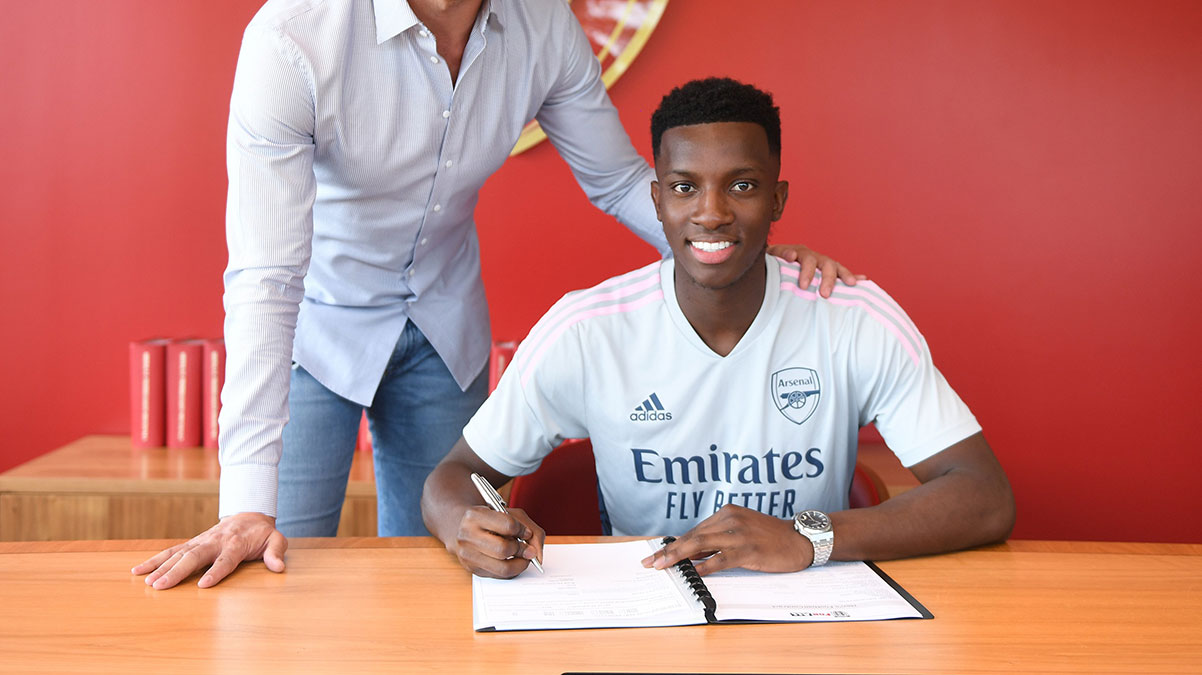 Arsenal'den Eddie Nketiah'a yeni s�zle�me