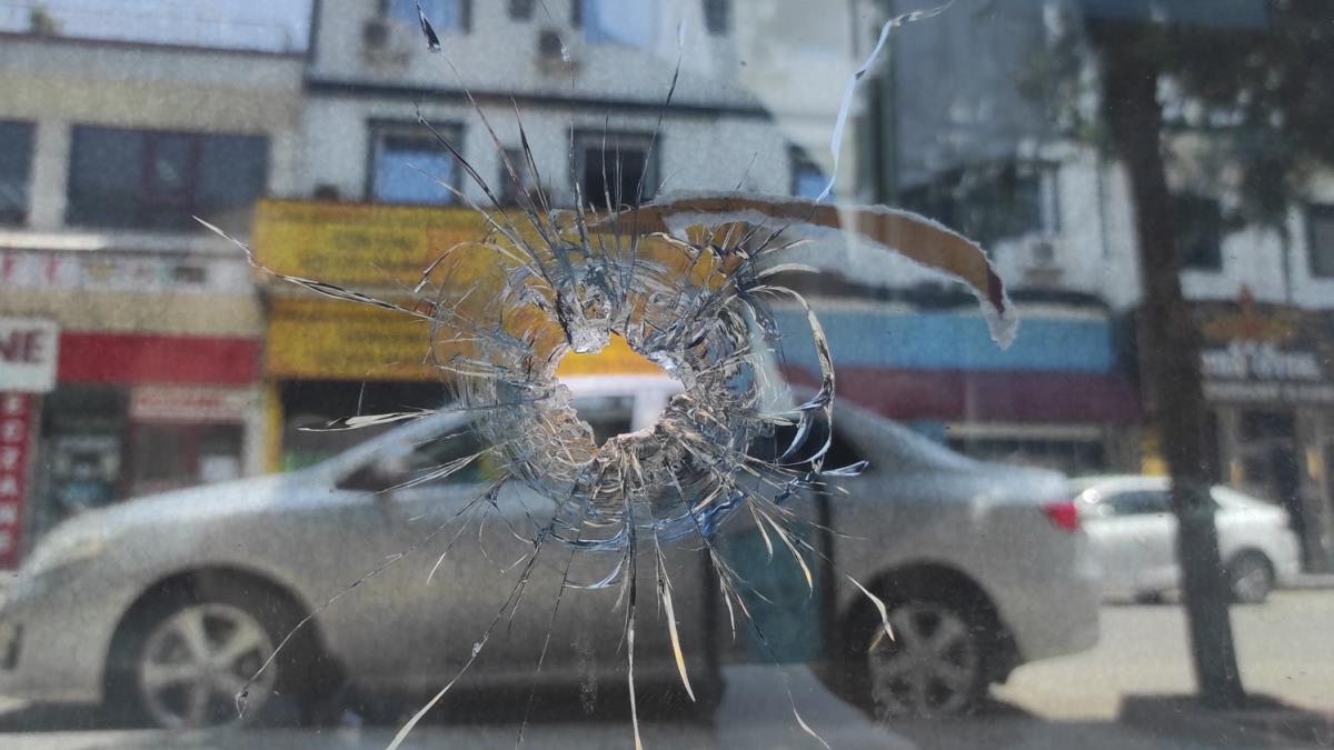Diyarbakr'da iki grup arasnda silahl atma!