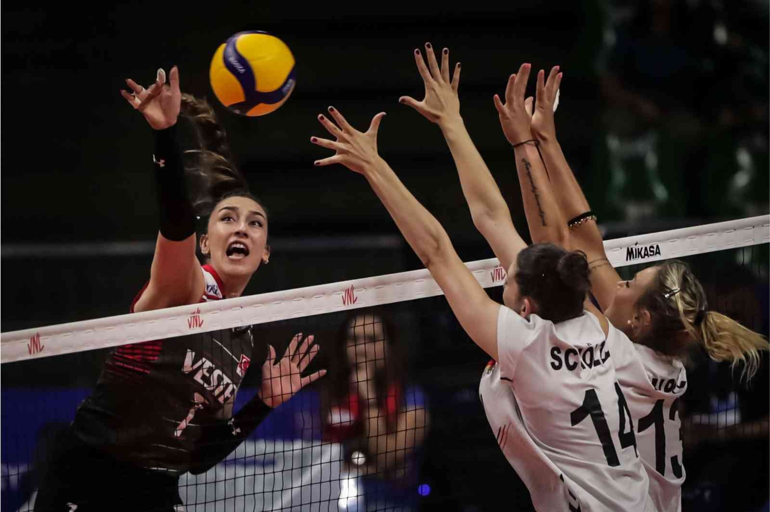 Filenin Sultanlar�, Almanya'ya set vermedi