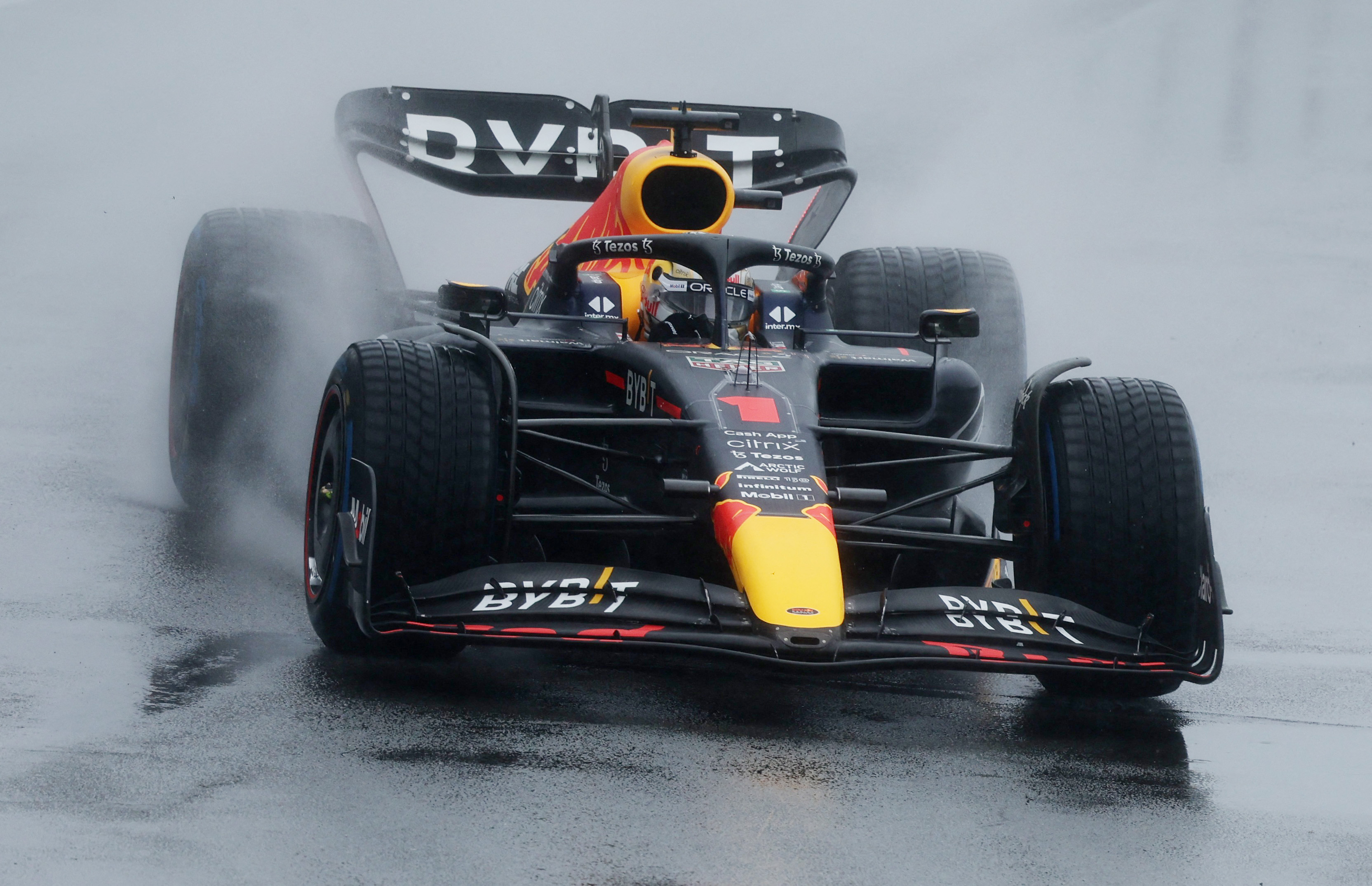 Formula 1 Kanada Grand Prix'sinde pole pozisyonu Max Verstappen'in