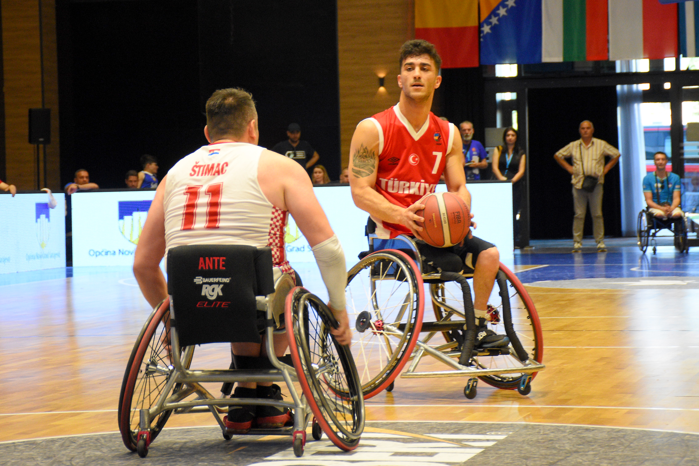 Milliler, H�rvatistan'� yenerek yar� finale y�kseldi