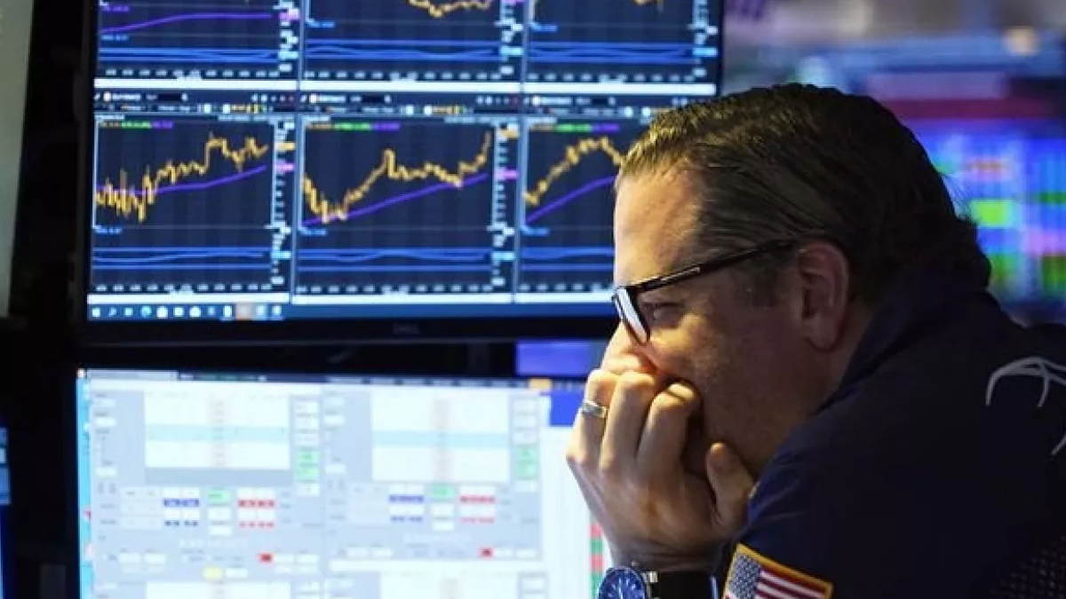 K�resel piyasalarda resesyon tedirginli�i