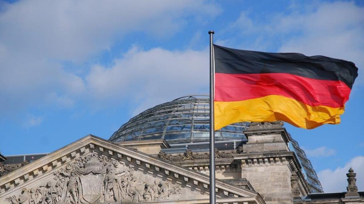 Almanya, Rusya'nn doal gaz sevkiyatn azaltmasn ekonomik saldr olarak gryor 