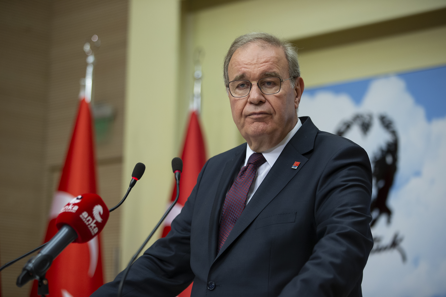 CHP'li �ztrak �a��rtmad�, DBP'li Aydeniz'i savundu: Orada yoktuk