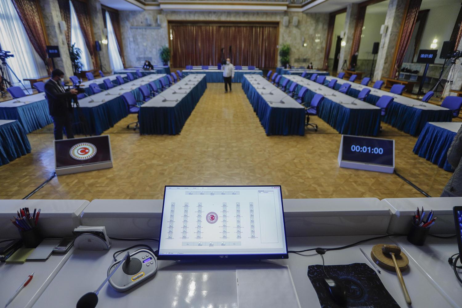 Askerlik d�zenlemesi TBMM Milli Savunma Komisyonunda ba�land�