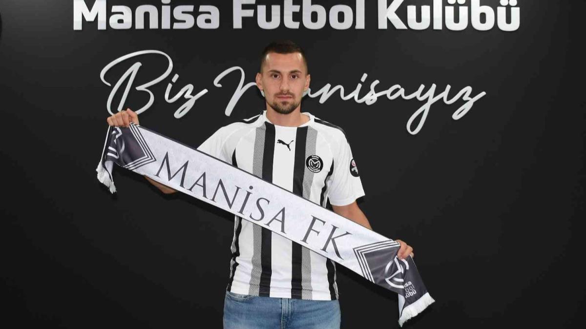 Burak Altparmak Manisa FK'ya transfer oldu