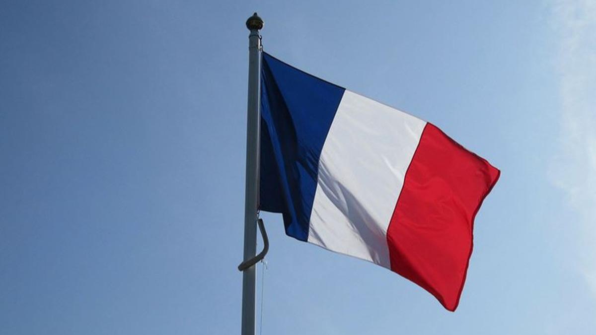 Fransa dorulad: O diplomat istenmeyen kii ilan edildi