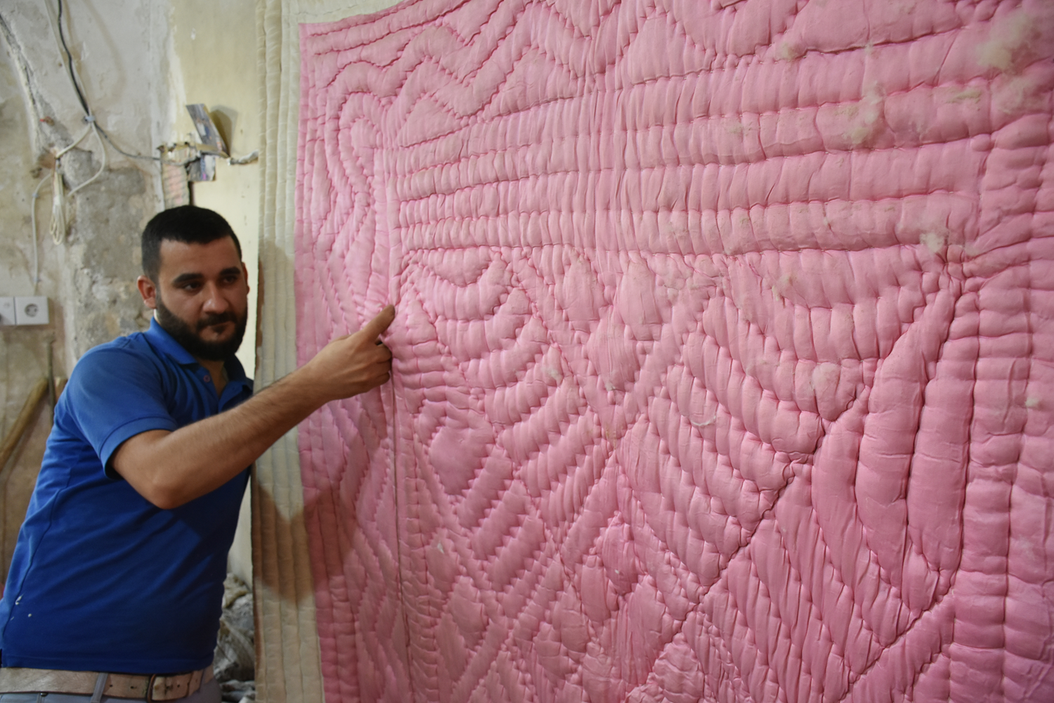 Dedesinden kalma mirasa tek ba��na hayat veriyor