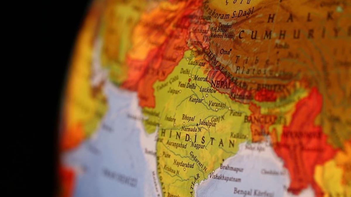 Hindistan'da kaza: 7 l, 14 yaral 
