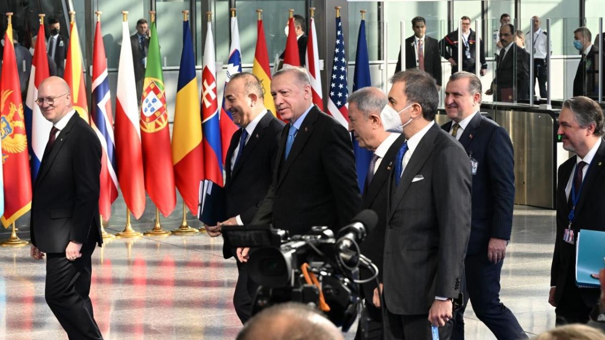 Bakan Erdoan'dan NATO karmas! 6 kritik balk