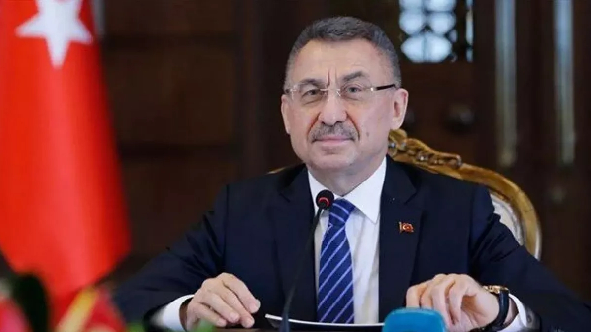 Cumhurba�kan� Yard�mc�s� Oktay'dan T�rk Kara Kuvvetlerine kutlama mesaj�