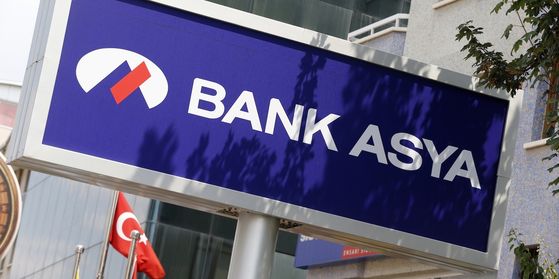 FET�'n�n kapat�lan finans kurumu Bank Asya hakk�nda m�sadere karar� verildi