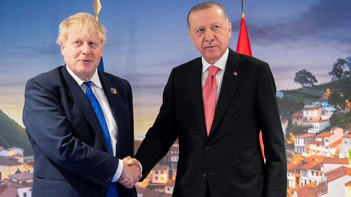 Boris Johnson'dan Cumhurbakan Erdoan'a vg