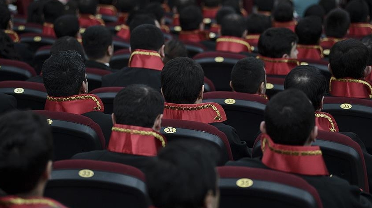 Bakan Bozda� duyurdu! 1500 hakim ve savc� al�nacak