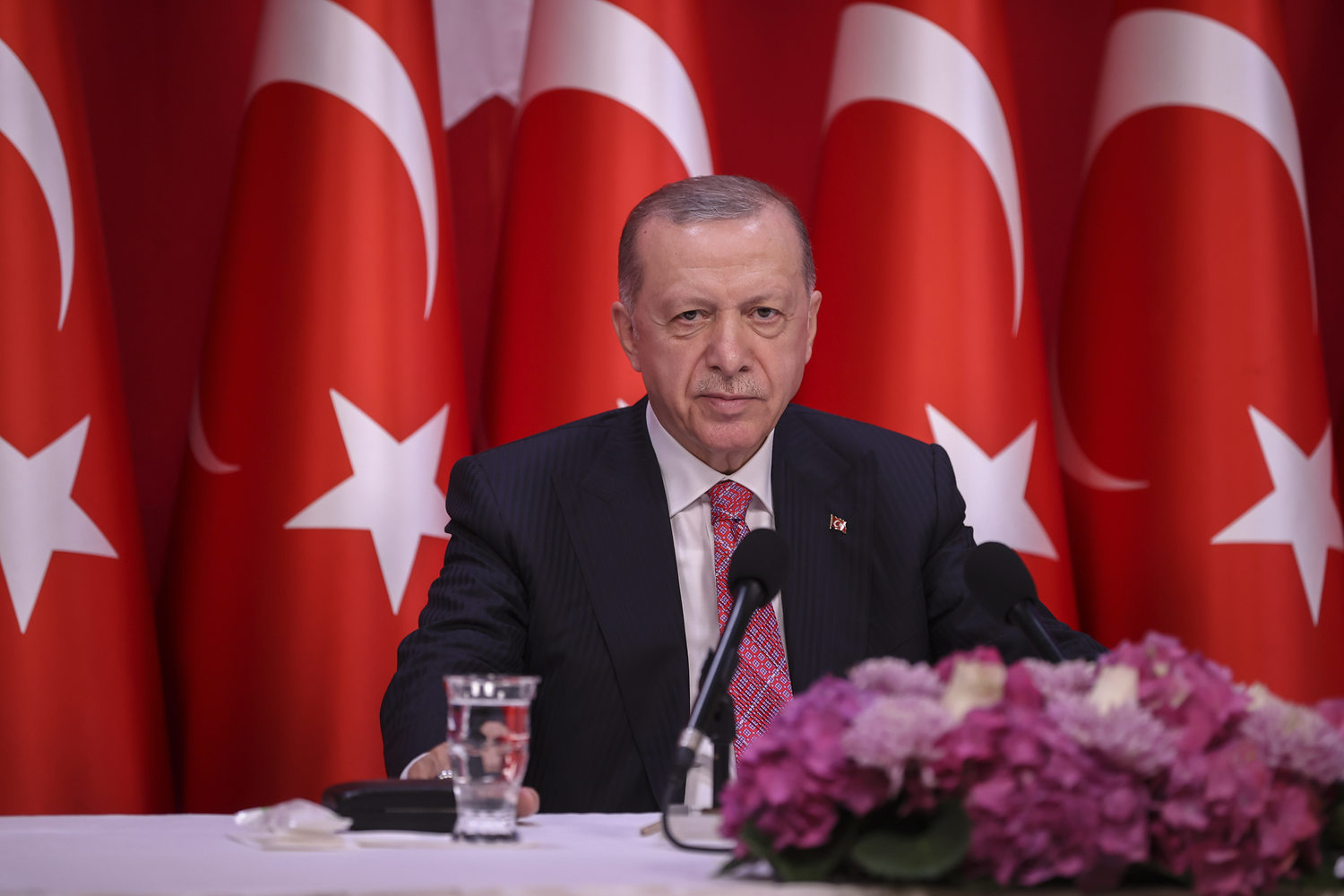 Cumhurbakan Erdoan yeni asgari creti aklad