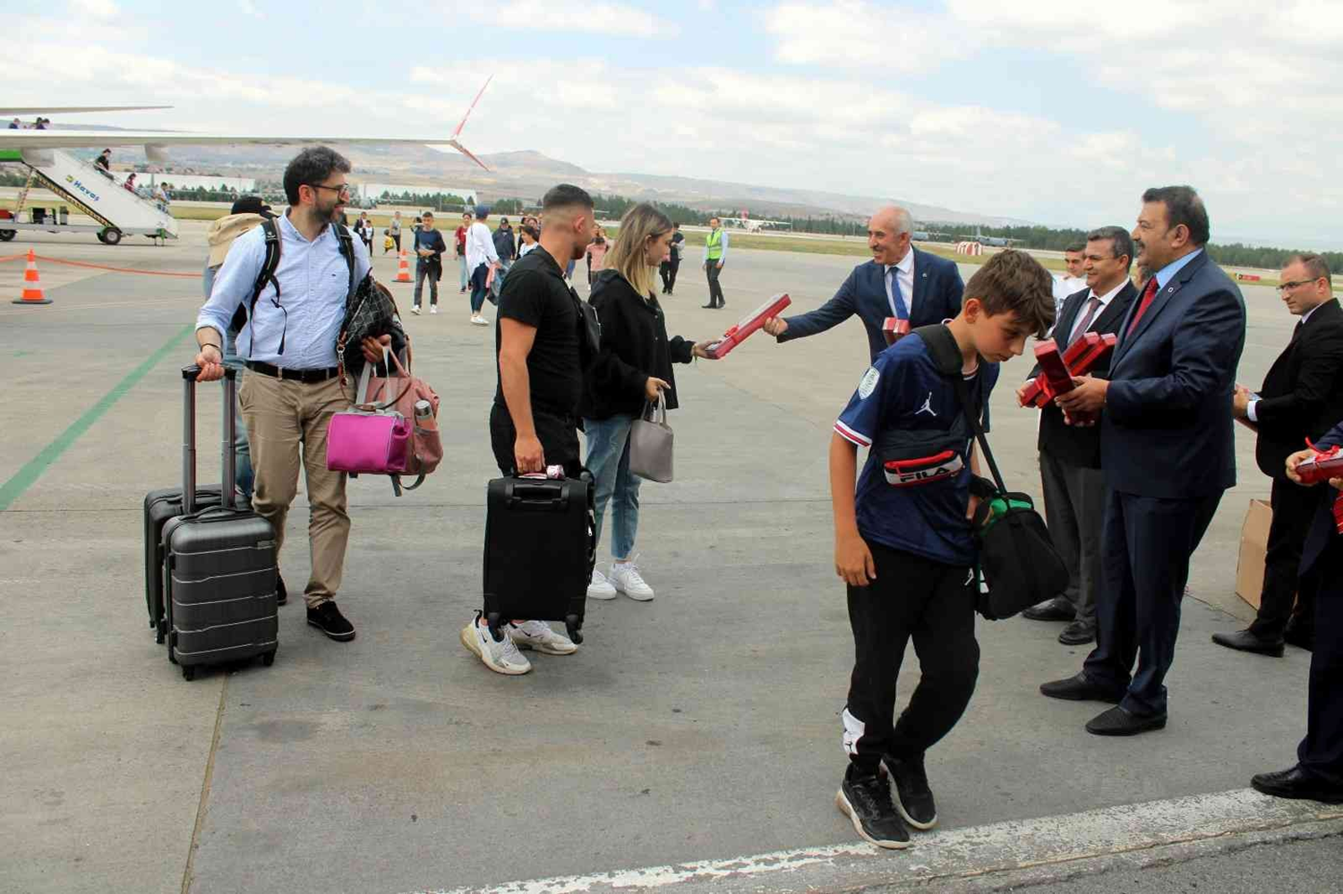 Gurbet�ilerin geli�i pazarlara hareketlilik getiriyor