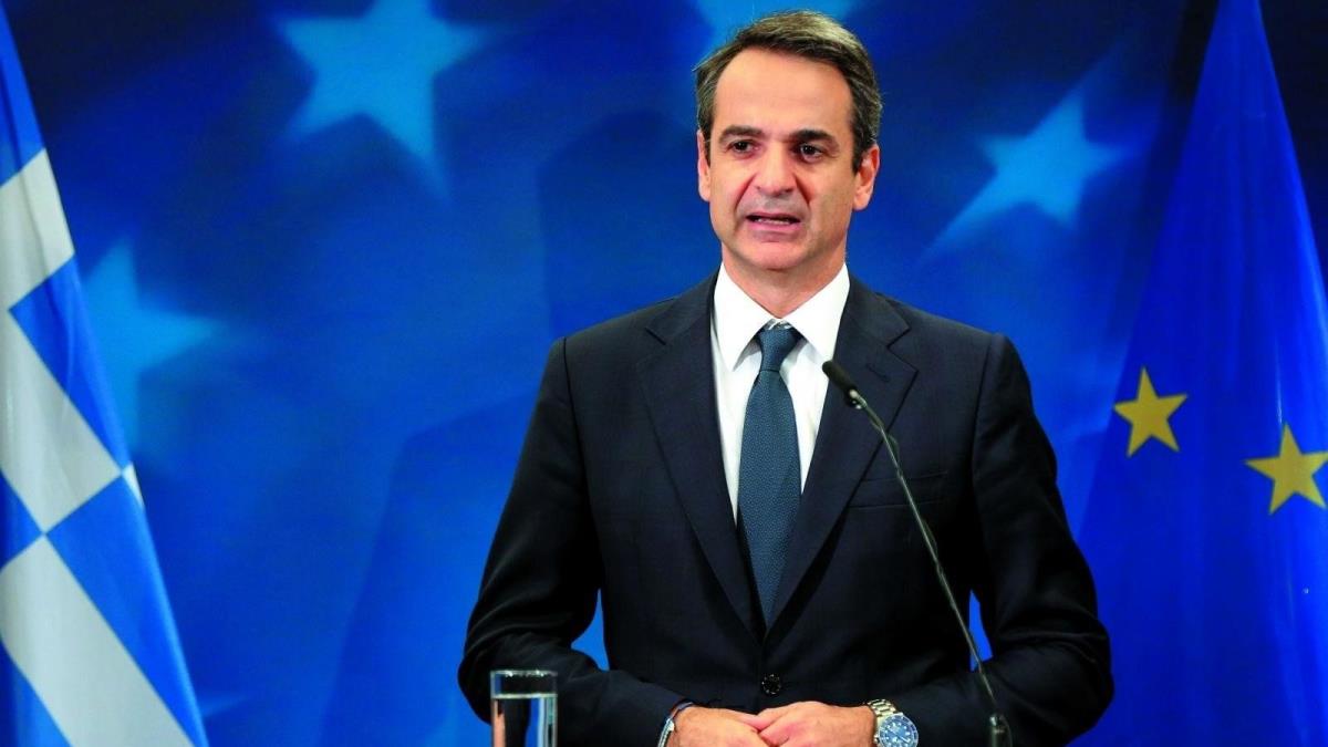 Komuda kriz! Miotakis'e yol grnd