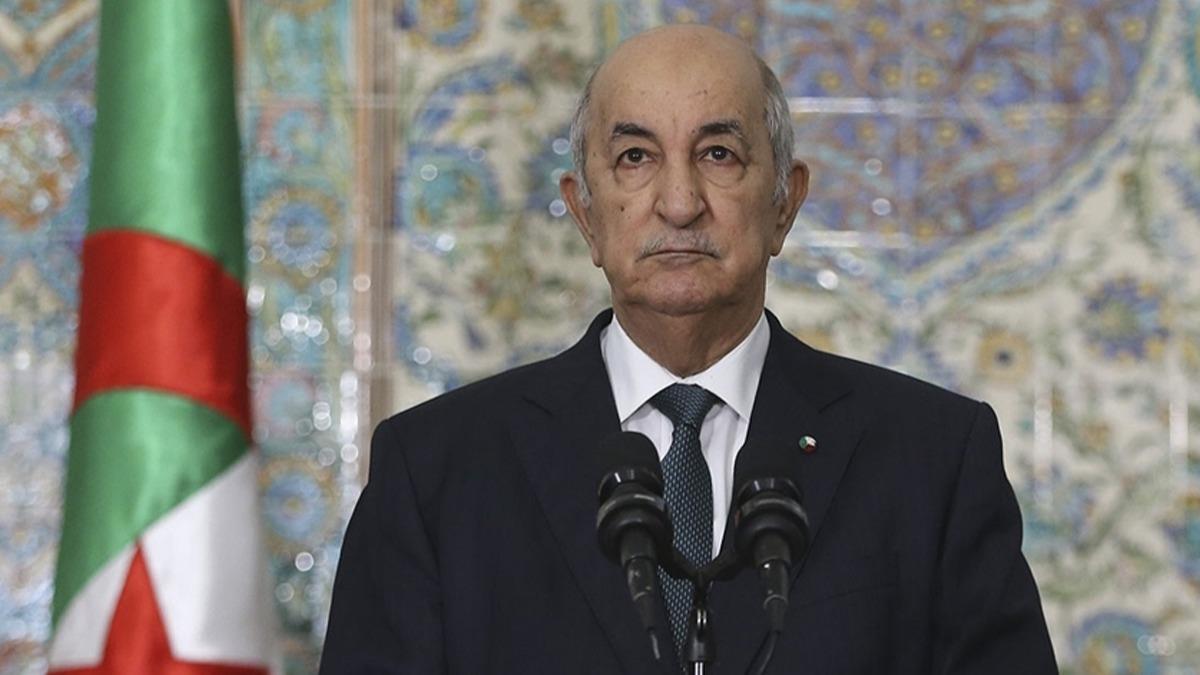 Cezayir Cumhurbakan Tebbun'dan birlik ars 
