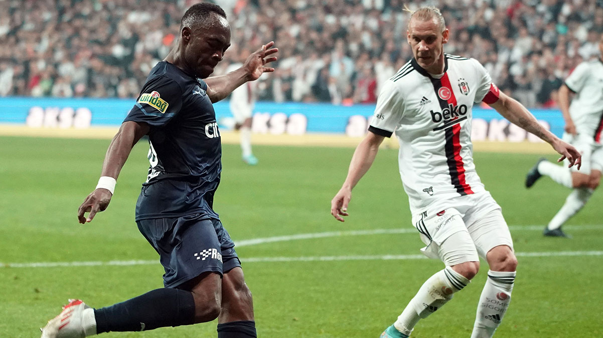 Jackson Muleka kararn verdi