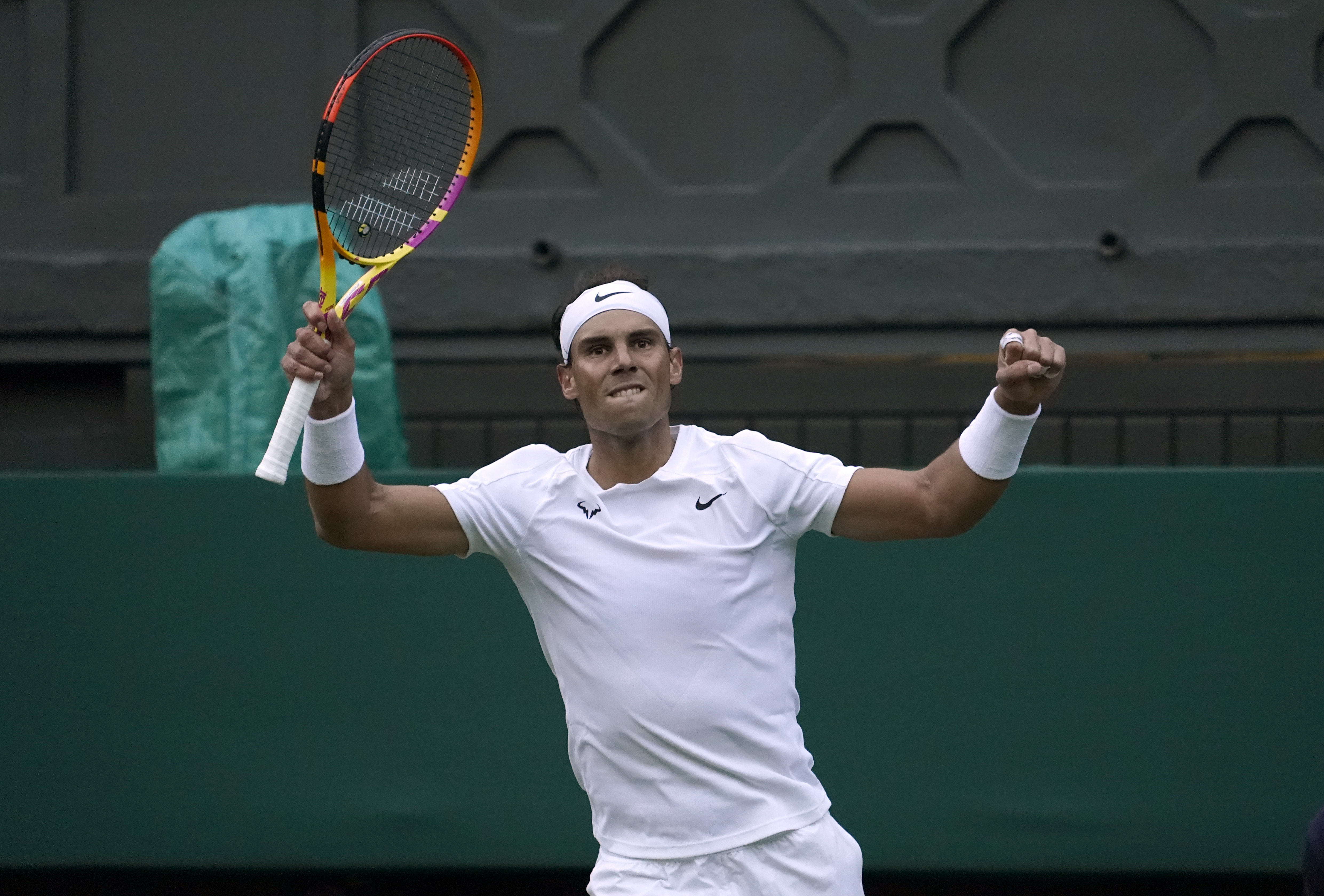 Rafael Nadal, Wimbledon'da ad�n� �eyrek finale yazd�rd�