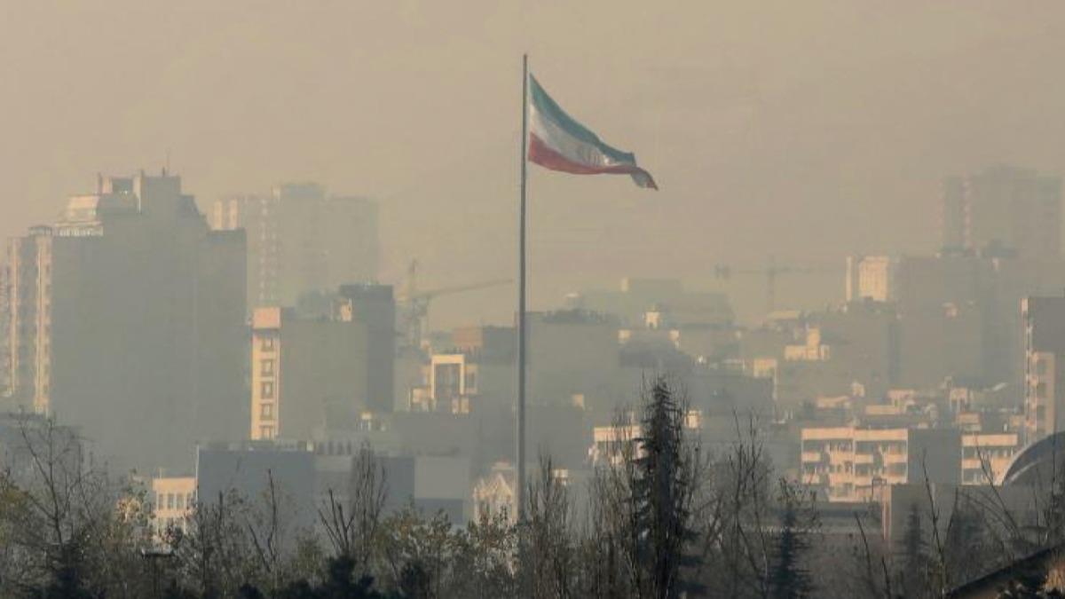 ran'da hava kirlilii: Okullar ve kurumlar tatil edildi