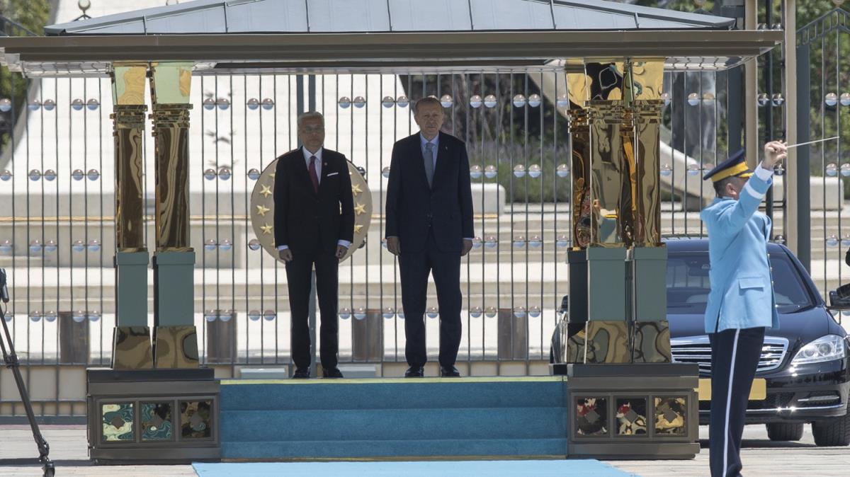 Cumhurbakan Erdoan, Malezya Babakan Yakub'u resmi trenle karlad