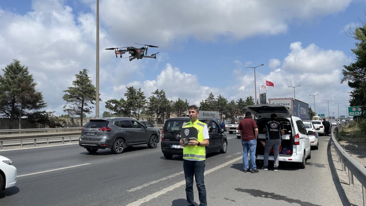 Kurban Bayram tedbirleri kapsamnda stanbul'da dron destekli trafik denetimi