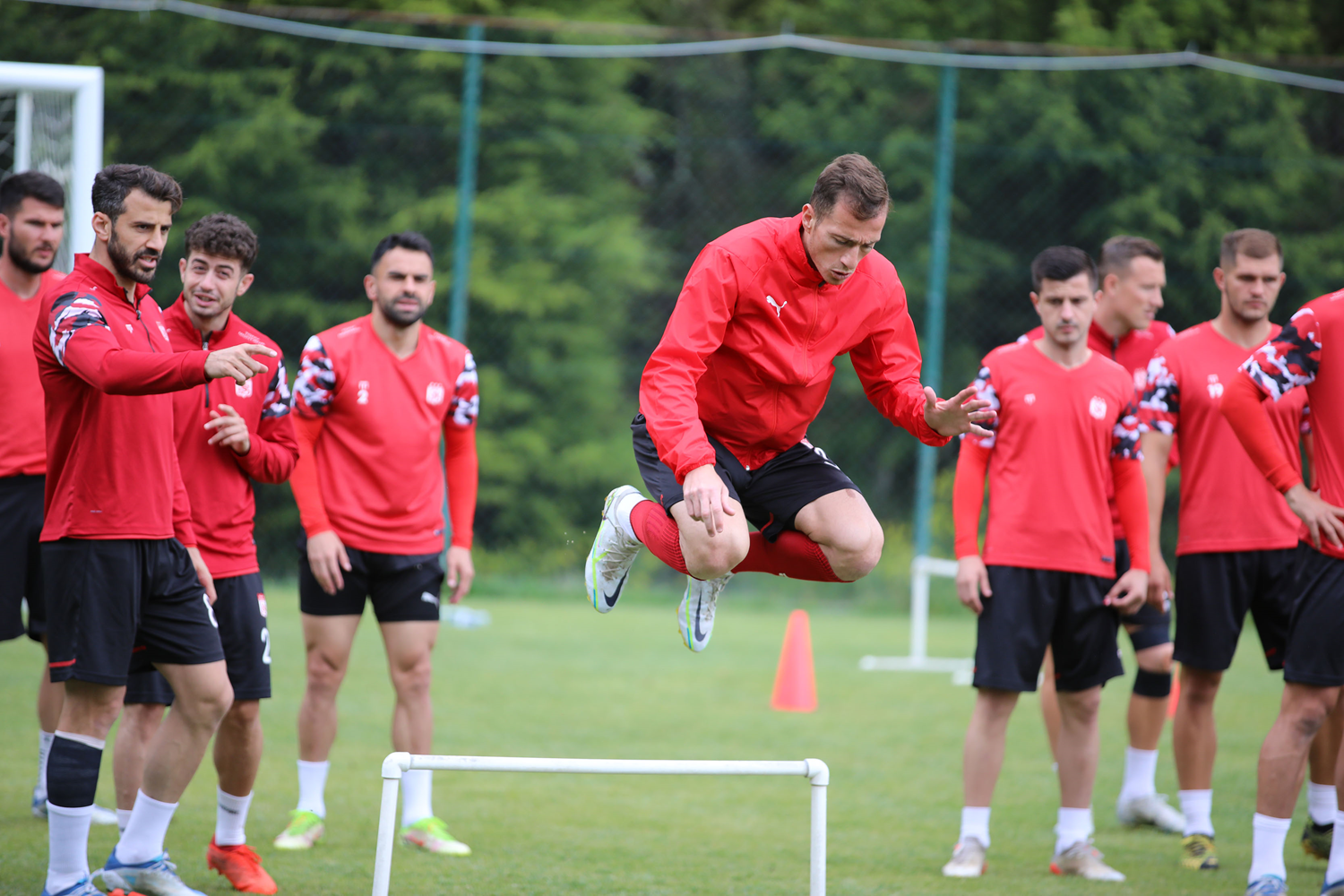 Sivasspor'un rakibi Neft�i Bak�