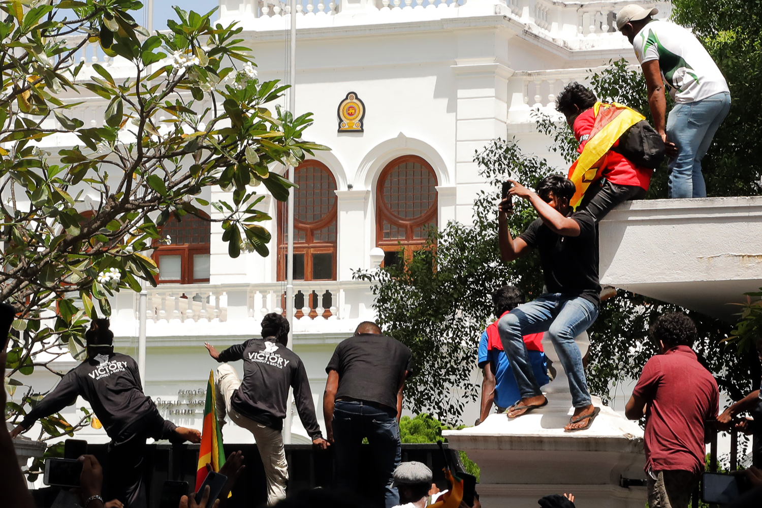 Sri Lanka'da protestolar durmuyor