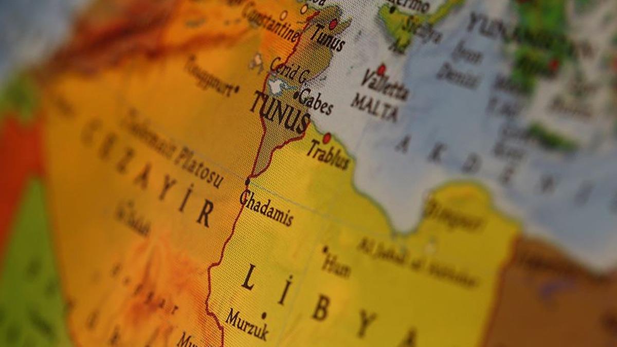 Tunus, 5 dzensiz g giriimini engelleyerek 84 kiiyi kurtard 
