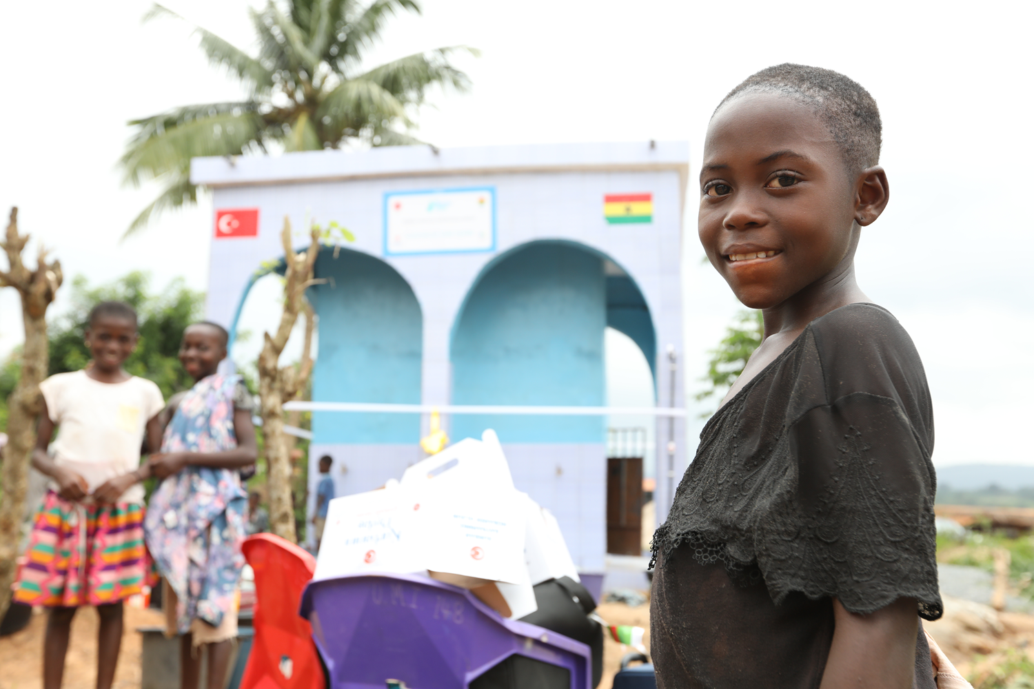 T�rkiye Diyanet Vakf� yoksul b�lgelere umut olmaya devam ediyor