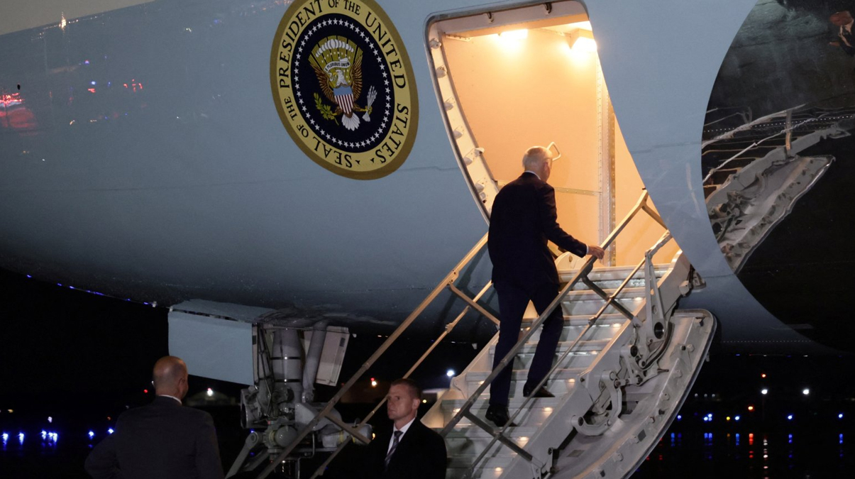 Orta Do�u turu ba�lad�! Petrol i�in ayaklar�na gitti