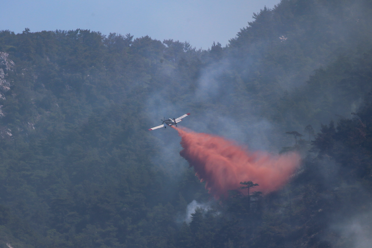 Dat�a'daki orman yang�n� kontrol alt�na al�nd�