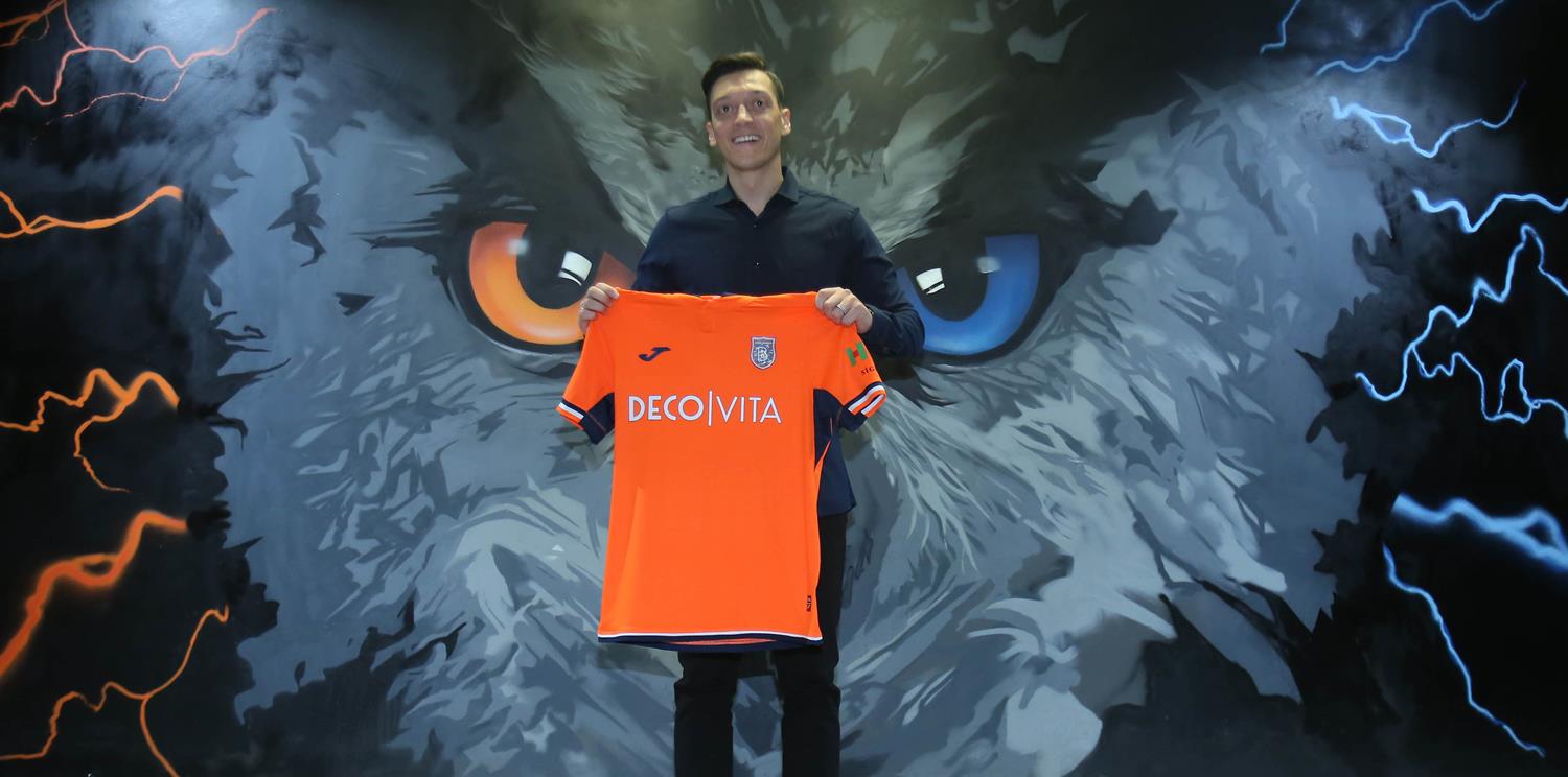 Ba�ak�ehir'de yeni transfer Mesut �zil'e sa�l�k kontrol�