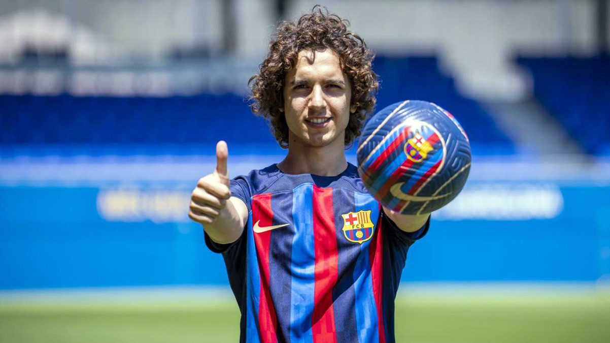 Emre Demir'den Barcelona'ya 5 y�ll�k imza