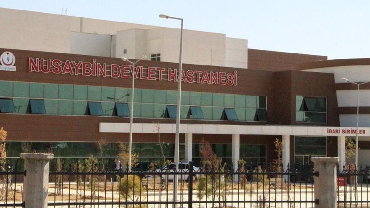 Hasta yaknlar Nusaybin Devlet Hastanesi'nde zel gvenlikiyi darp etti