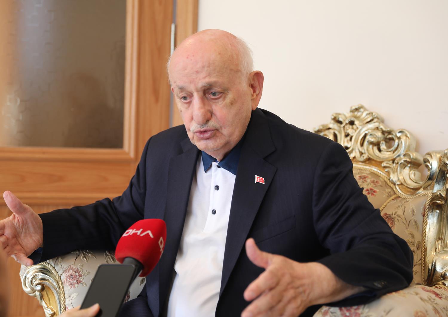 Kahraman: 15 Temmuz T�rkiye'nin i�gal te�ebb�s�d�r