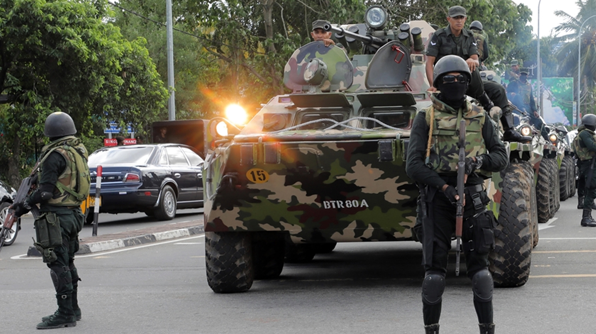 Sri Lanka tarihinin en b�y�k krizi s�r�yor